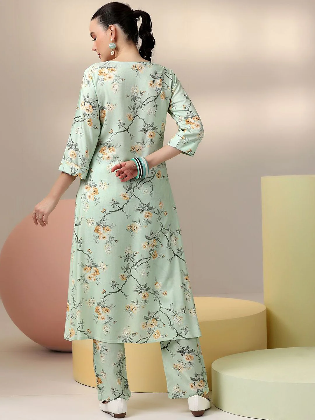 Libas Sea Green Floral Printed V-Neck Tunic With Palazzo - Image 4