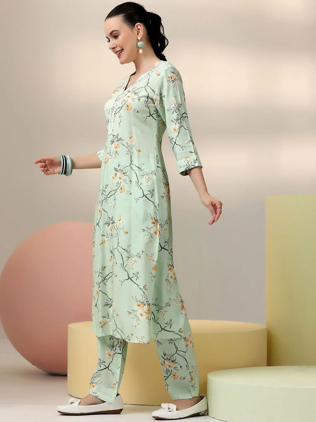Libas Sea Green Floral Printed V-Neck Tunic With Palazzo - Image 5