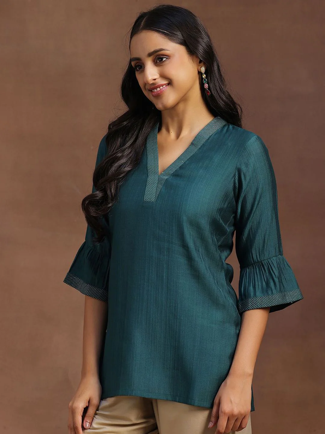 Libas Striped V-Neck Bell Sleeves Zari Straight Kurti - Image 3