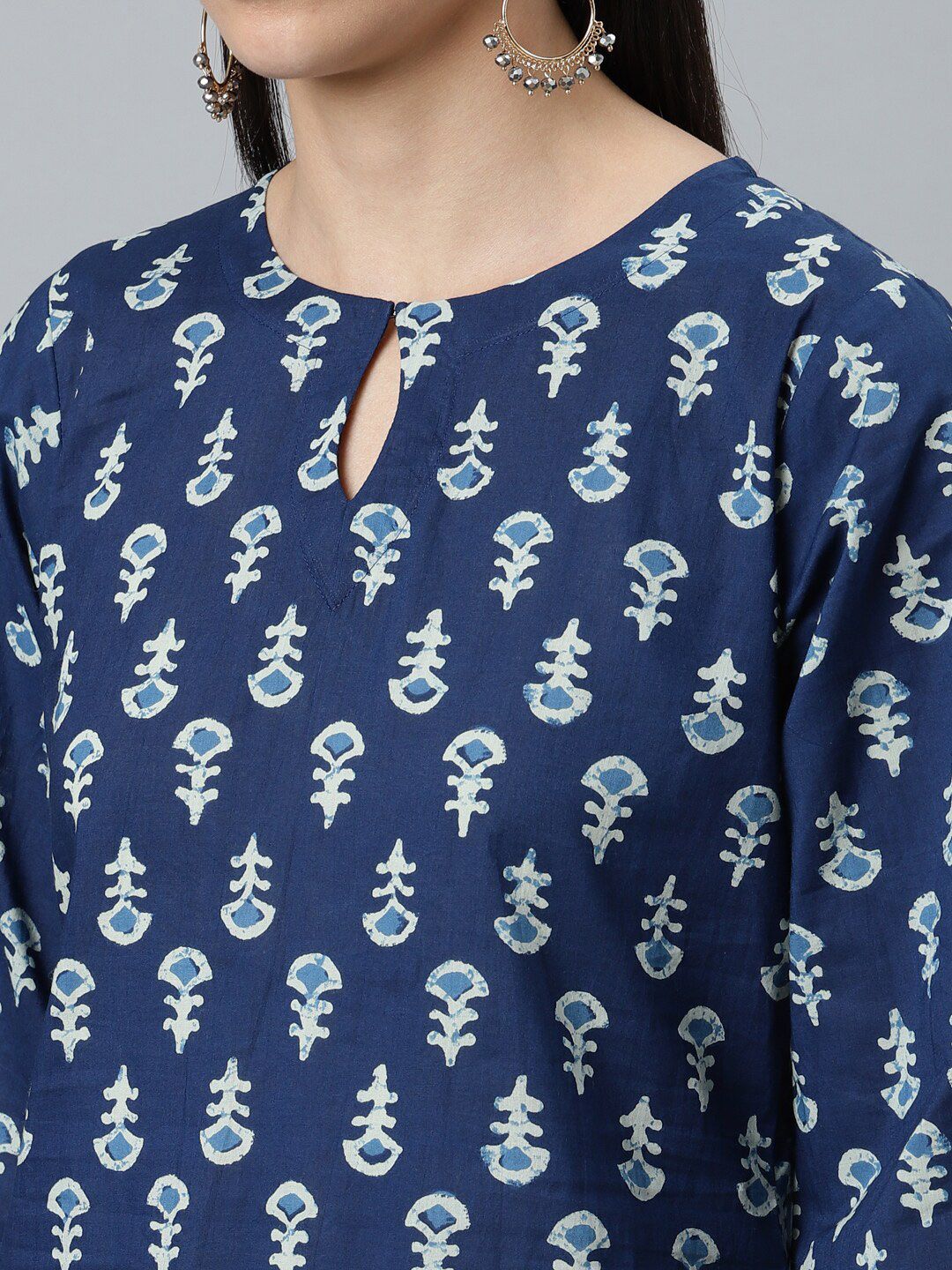 Libas Women Blue Ethnic Motifs Printed Pure Cotton Kurta with Palazzos & Dupatta - Image 2