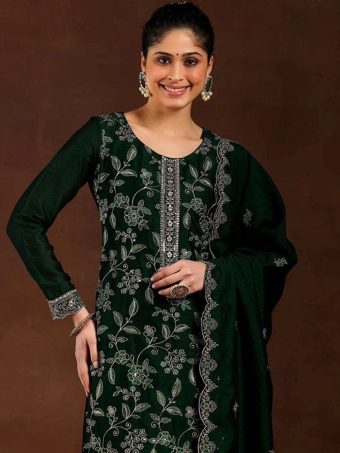 Libas Women Ethnic Motifs Embroidered Regular Kurta with Trousers & With Dupatta - Image 3