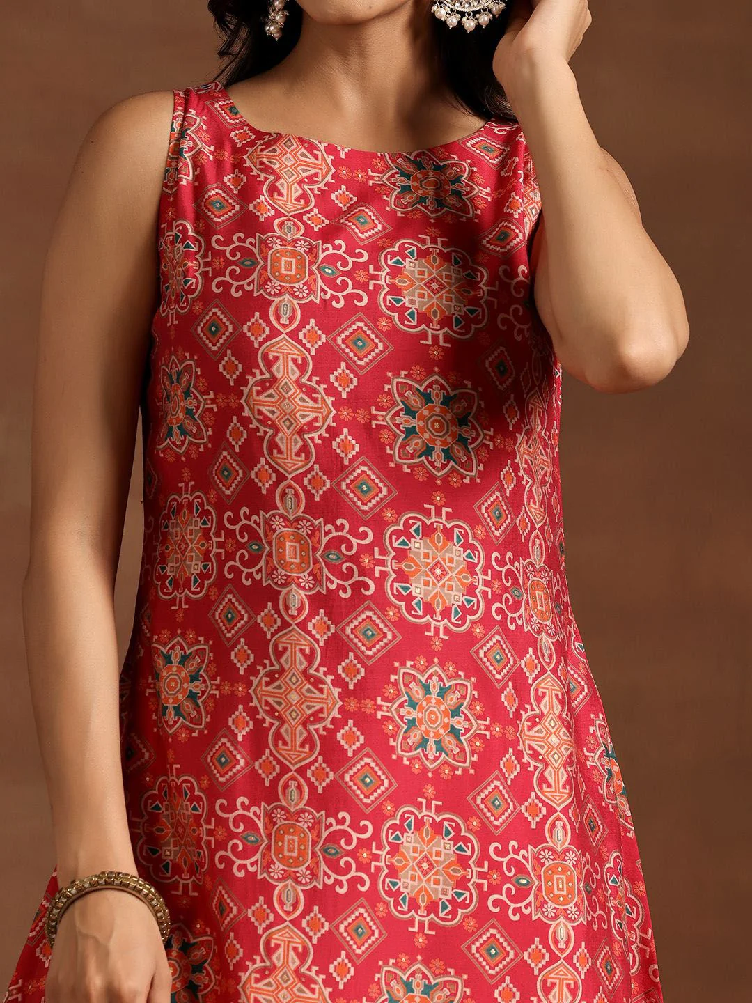 Libas Women Ethnic Motifs Printed Regular Kurta with Palazzos - Image 2