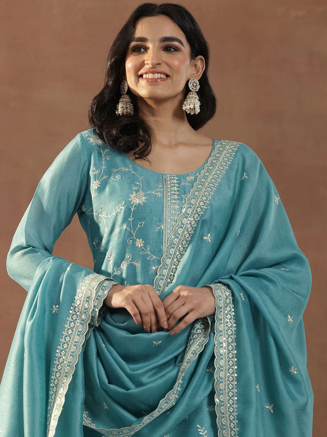 Libas Women Floral Embroidered Regular Sequinned Kurta with Trousers & With Dupatta - Image 3