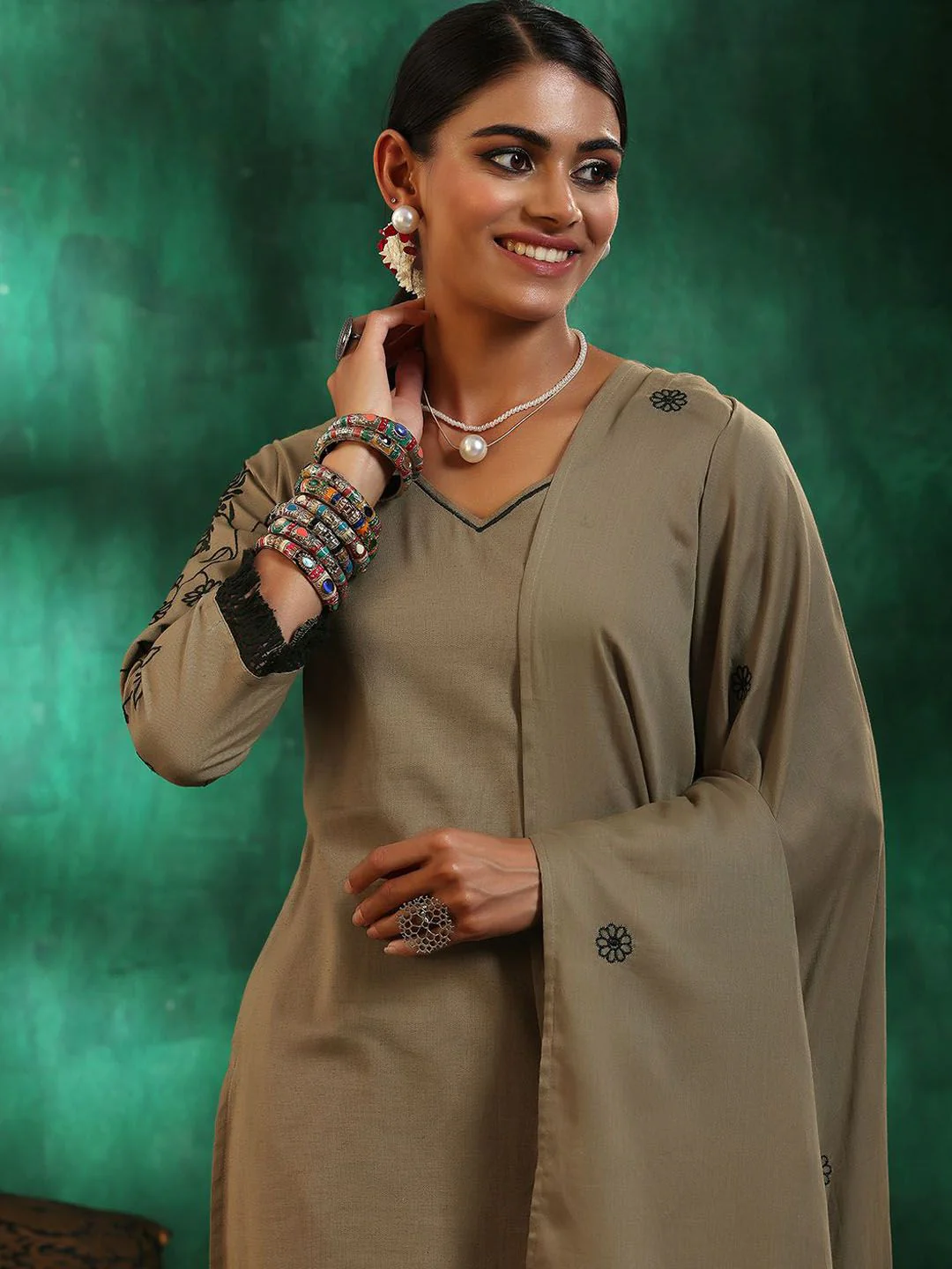 Libas Women Floral Embroidered Regular Thread Work Pure Cotton Kurta with Trousers & With Dupatta - Image 2