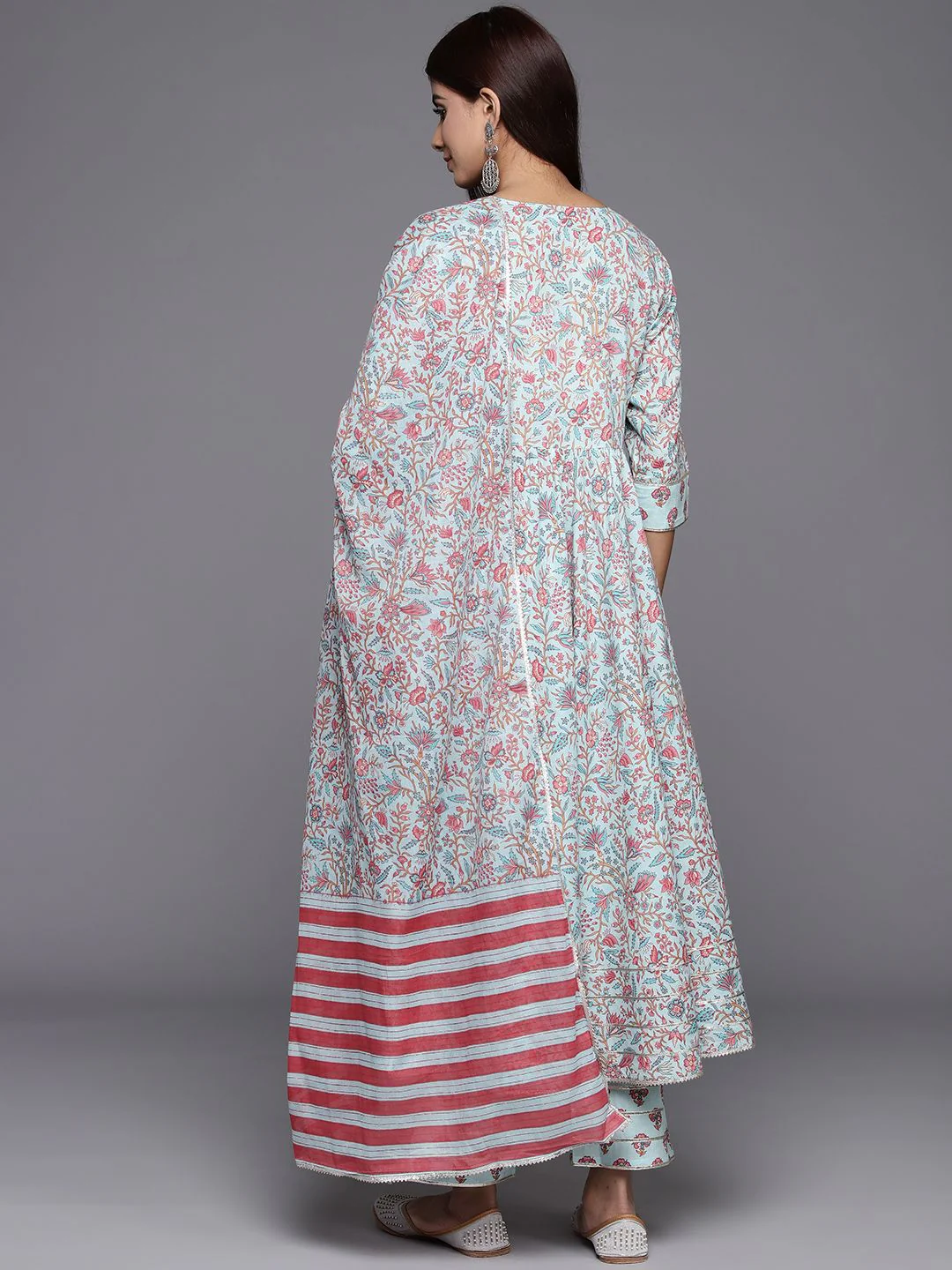 Libas Women Floral Printed Pleated Gotta Patti Pure Cotton Kurta with Trousers & Dupatta - Image 7