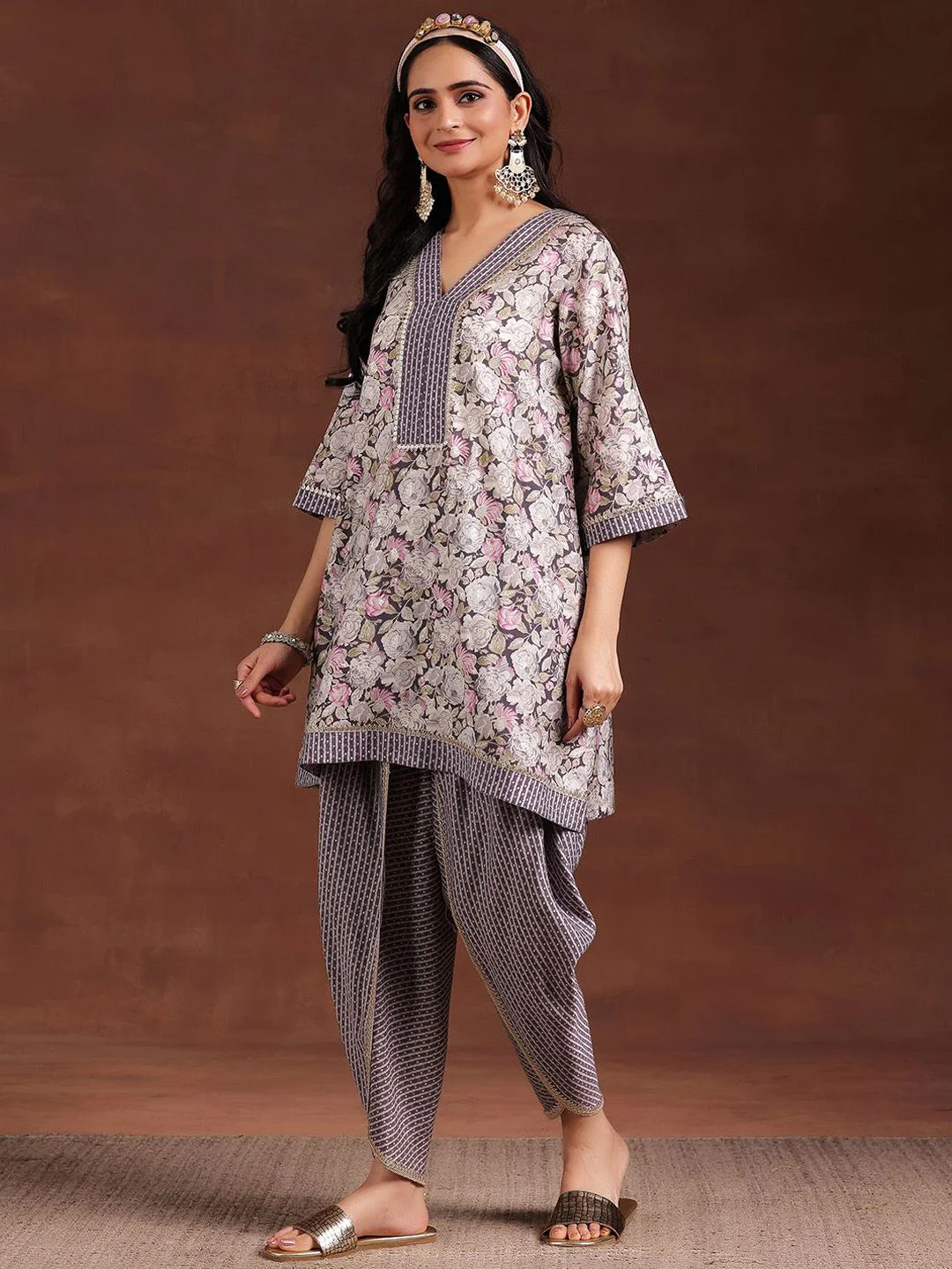 Libas Women Floral Printed Regular Gotta Patti Kurta with Dhoti Pants - Image 3