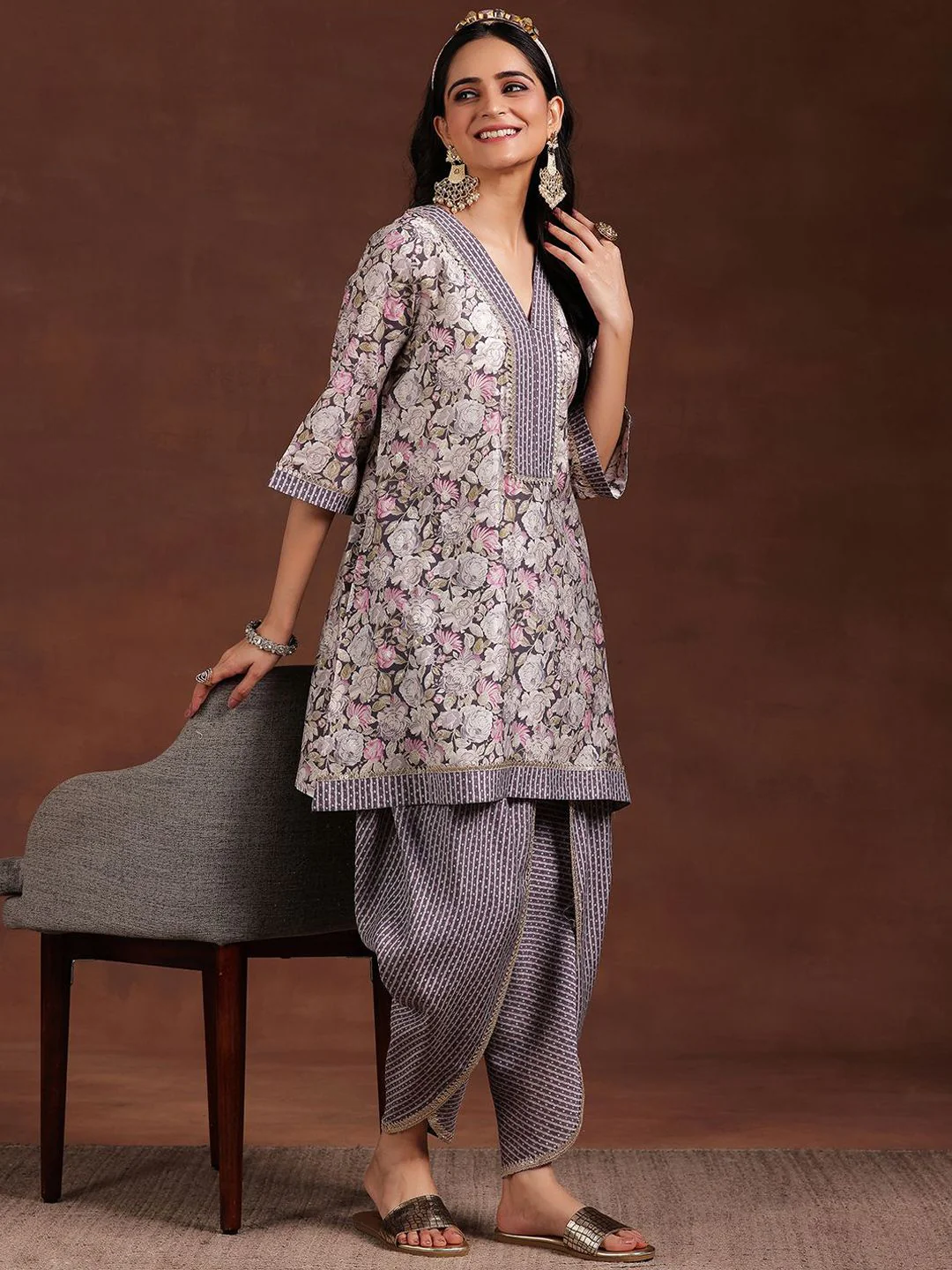 Libas Women Floral Printed Regular Gotta Patti Kurta with Dhoti Pants - Image 4