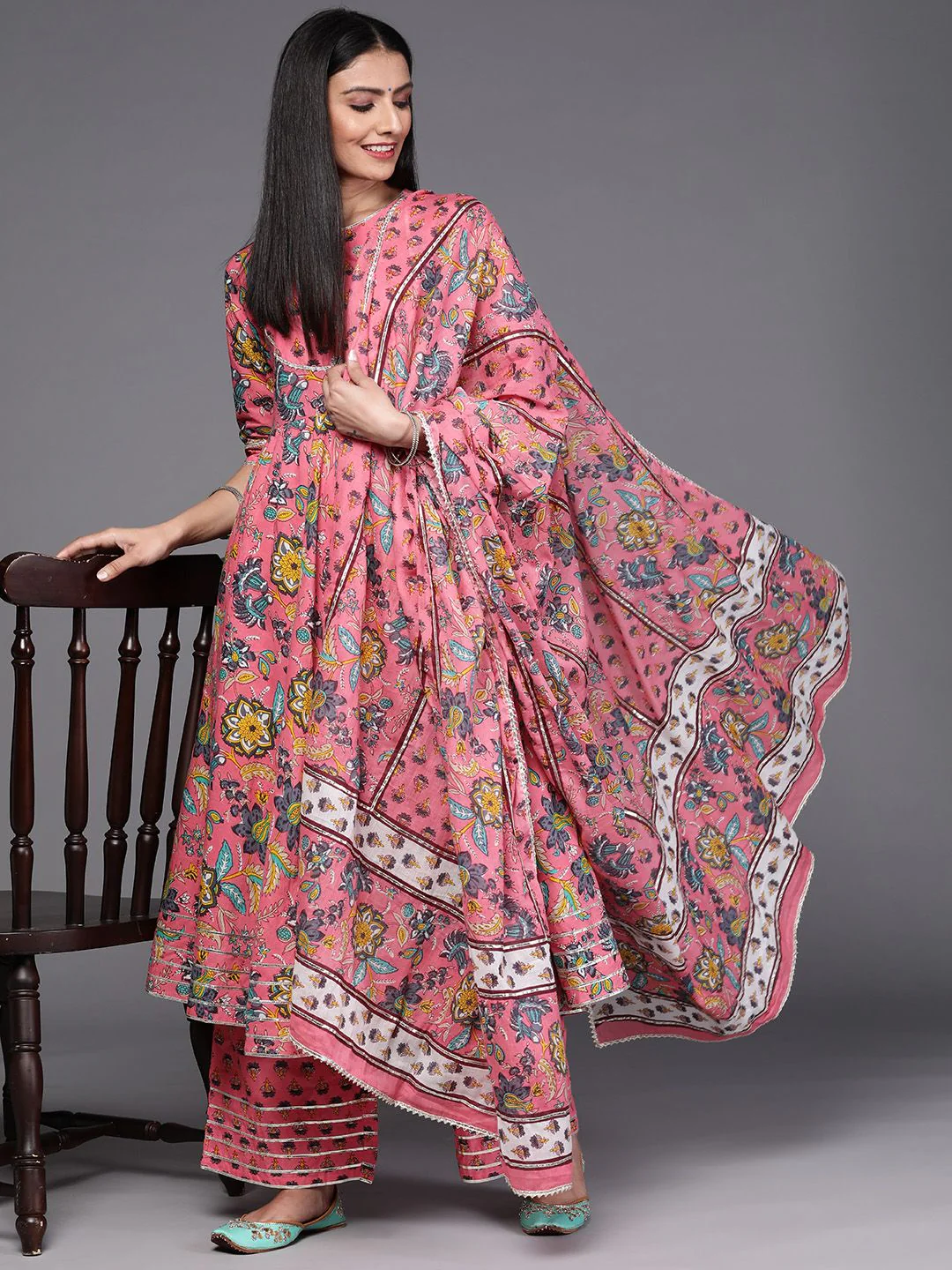 Libas Floral Printed Keyhole Neck Gotta Patti Anarkali Kurta With Palazzos & Dupatta - Image 7