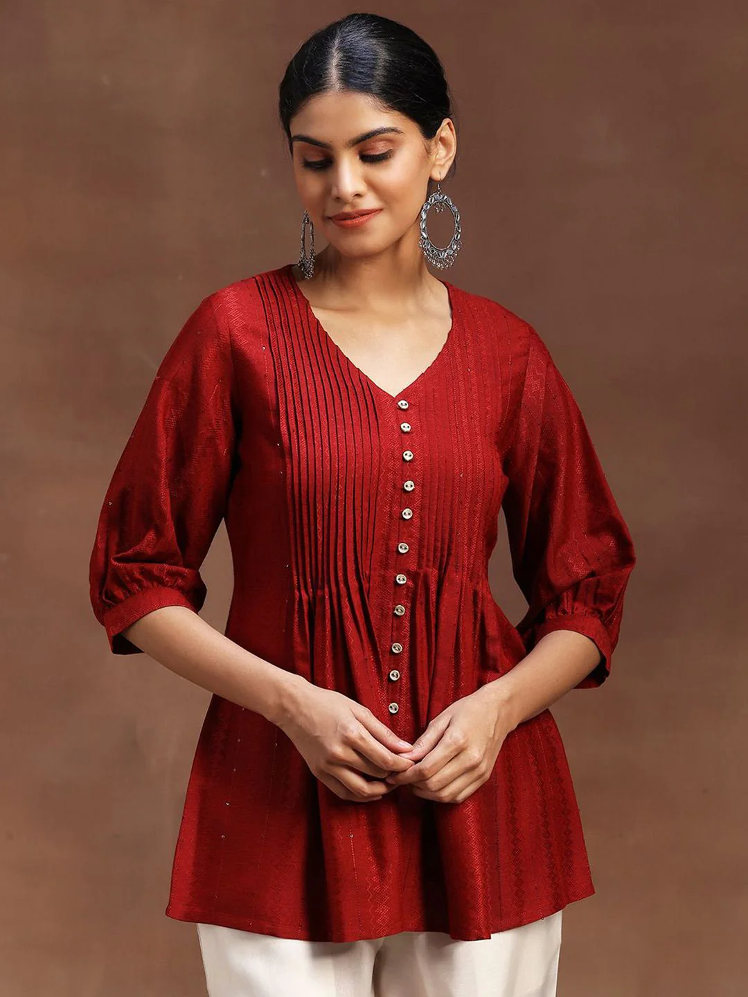 Libas Woven Design V-Neck Pleated Kurti - Image 2