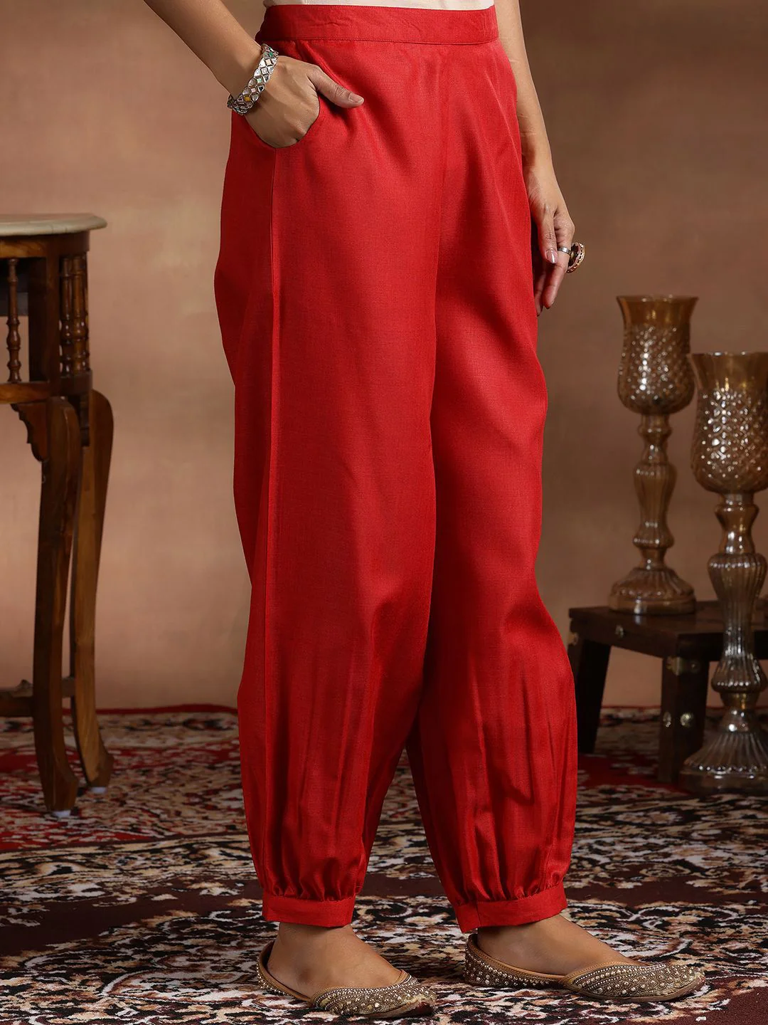 Libas Zari V-Neck Straight Kurta With Salwar & Dupatta - Image 3