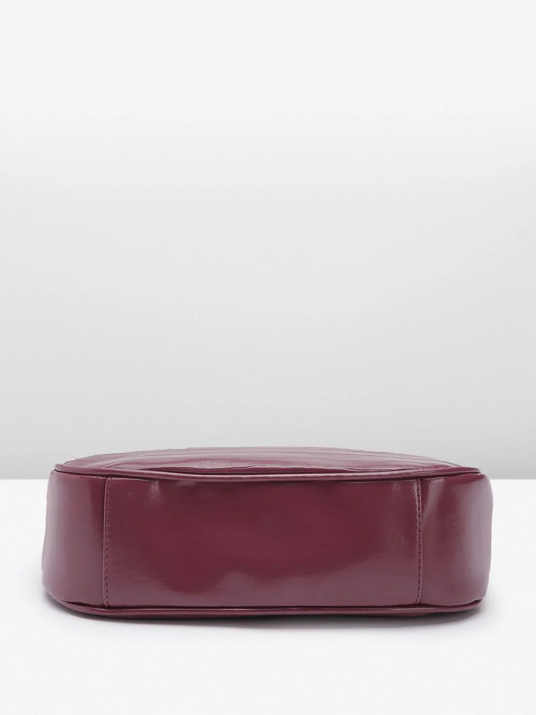 Lino Perros Croc Textured Structured Baguette Bag - Image 5