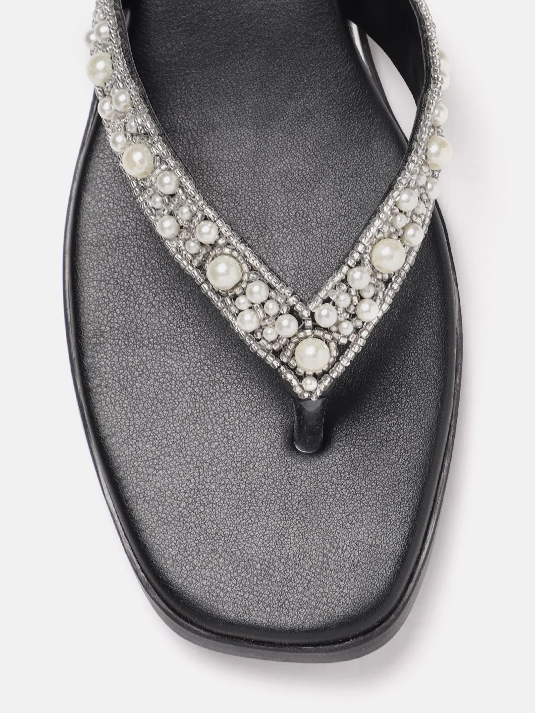 Lino Perros Women Embellished Open Toe Flats - Image 4