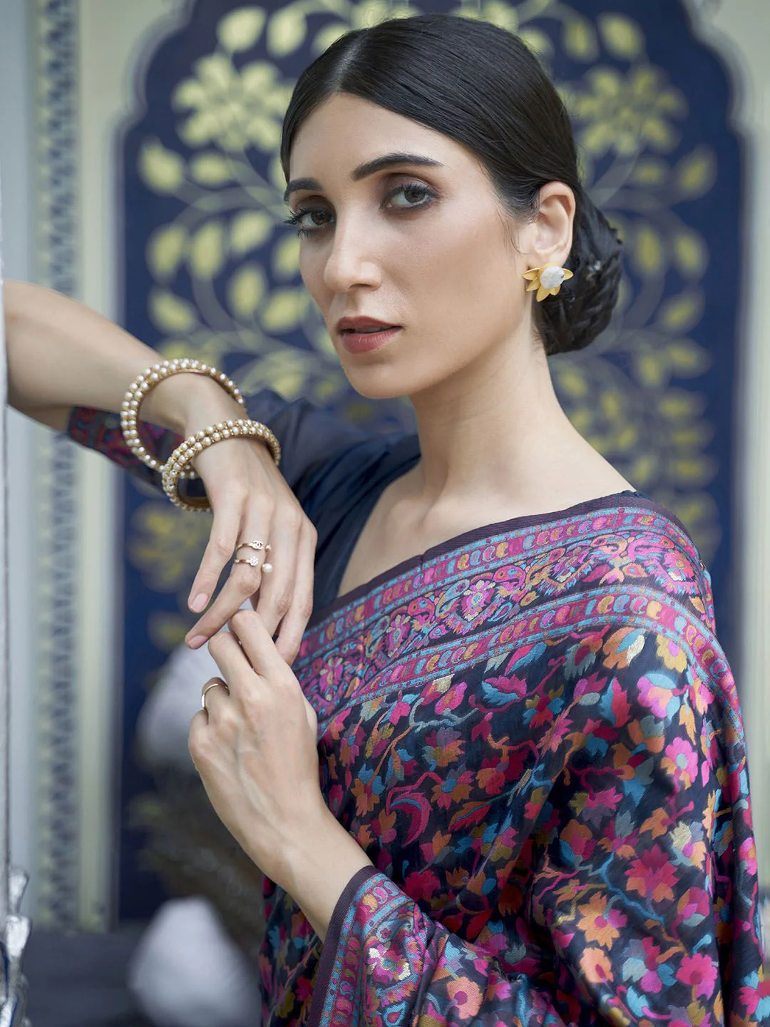 Mitera Navy Blue & Pink Floral Zari Silk Blend Banarasi Saree - Image 2