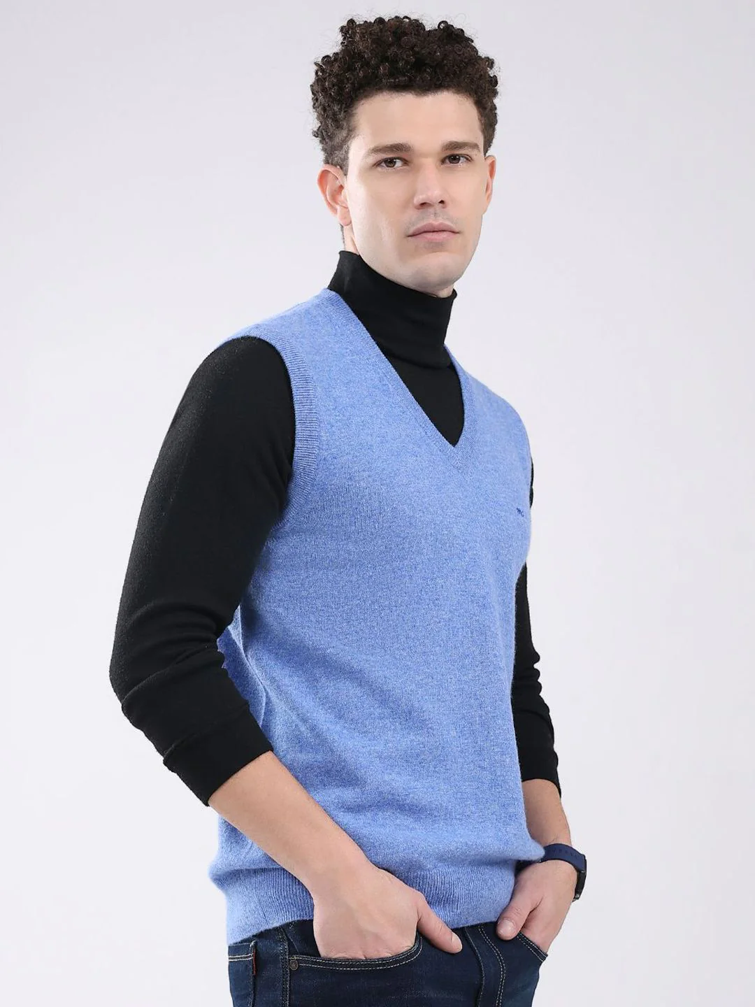 Monte Carlo Men Solid V-Neck Ribbed Sweater Vest - Image 3