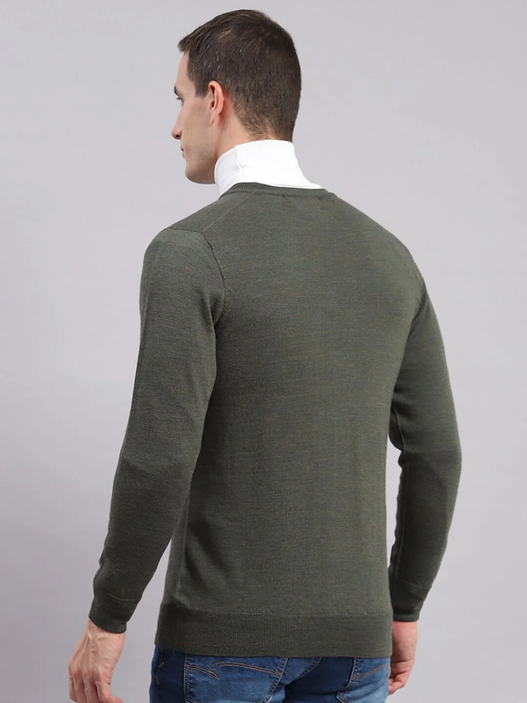 Monte Carlo Men V-Neck Woollen Pullover - Image 4