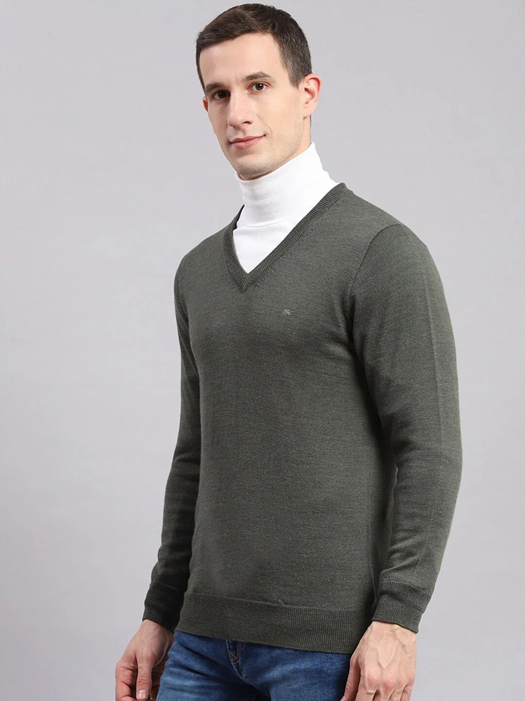 Monte Carlo Men V-Neck Woollen Pullover - Image 5