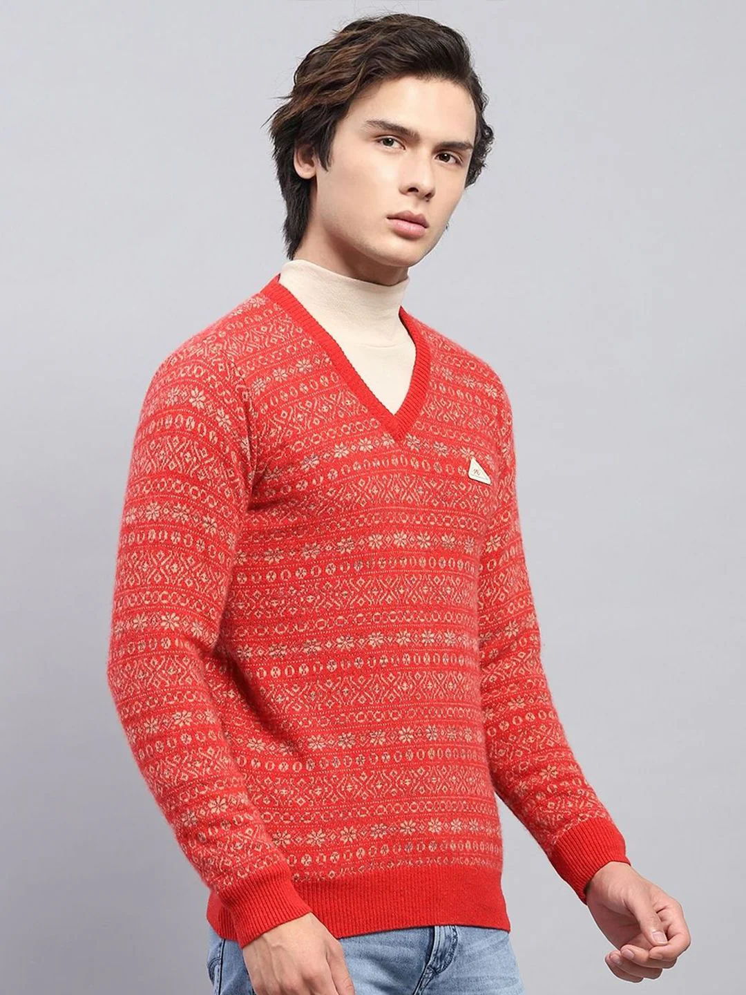 Monte Carlo Men V-Neck Woollen Pullover - Image 3
