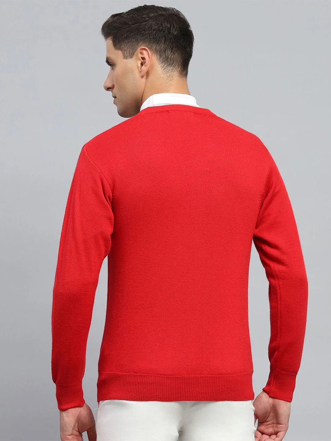 Monte Carlo Men V Neck Woollen Pullover - Image 4