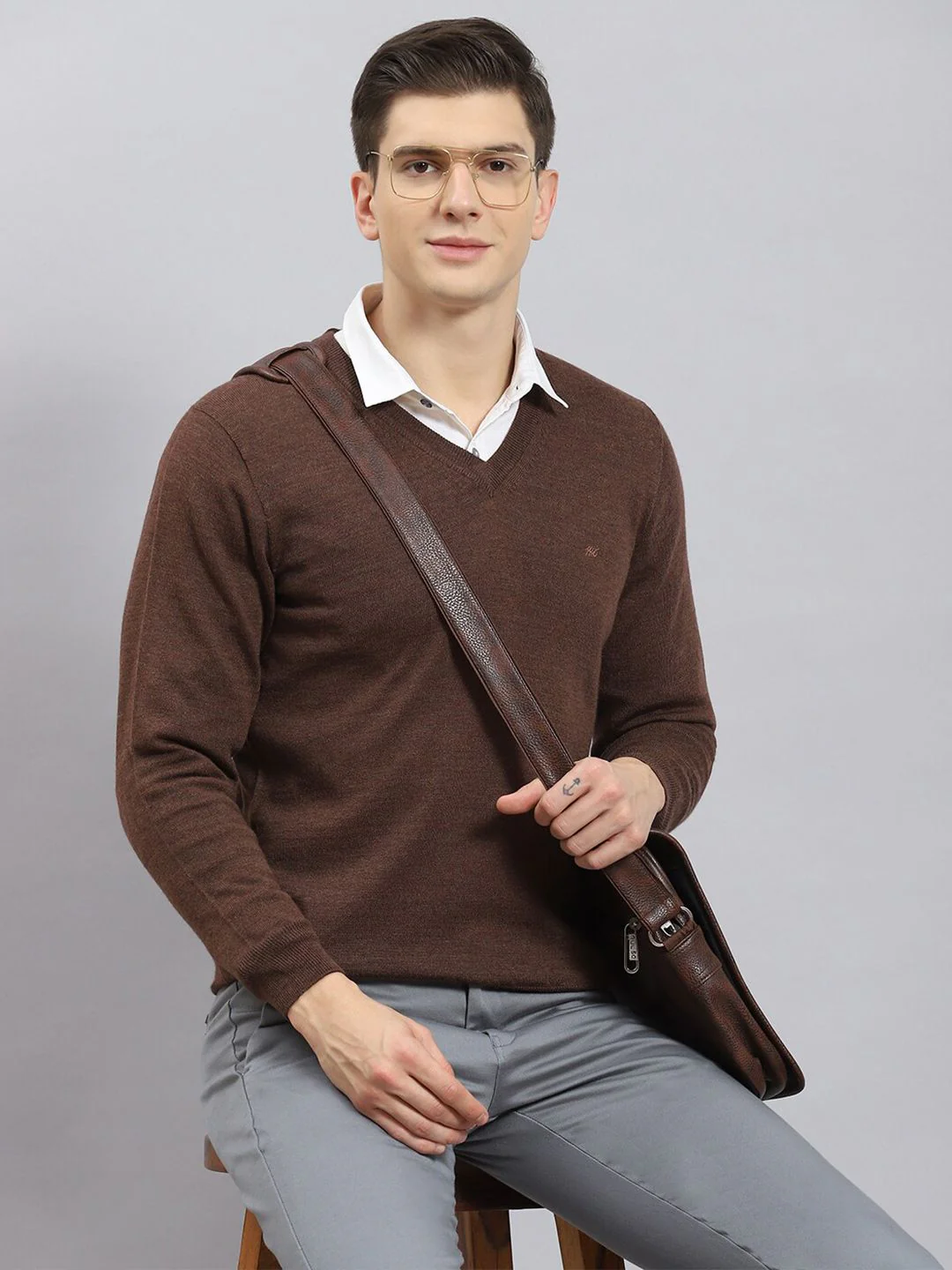 Monte Carlo V-Neck Pure Woollen Pullover - Image 7