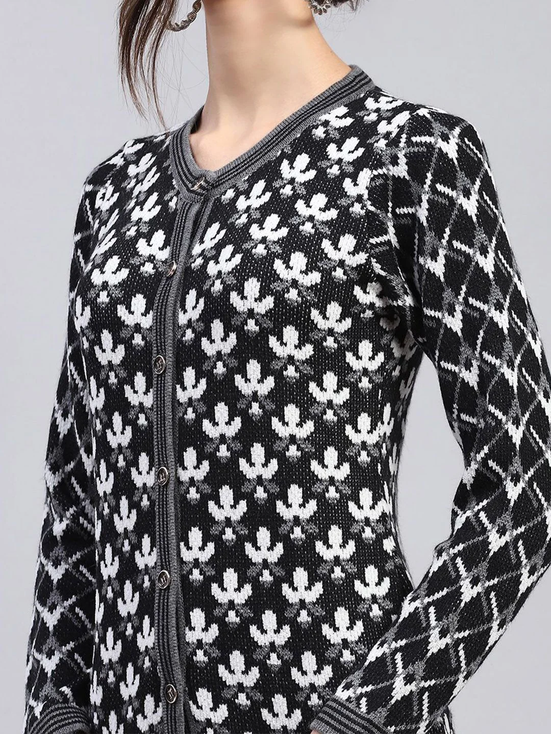 Monte Carlo Women Floral Woollen Cardigan - Image 2