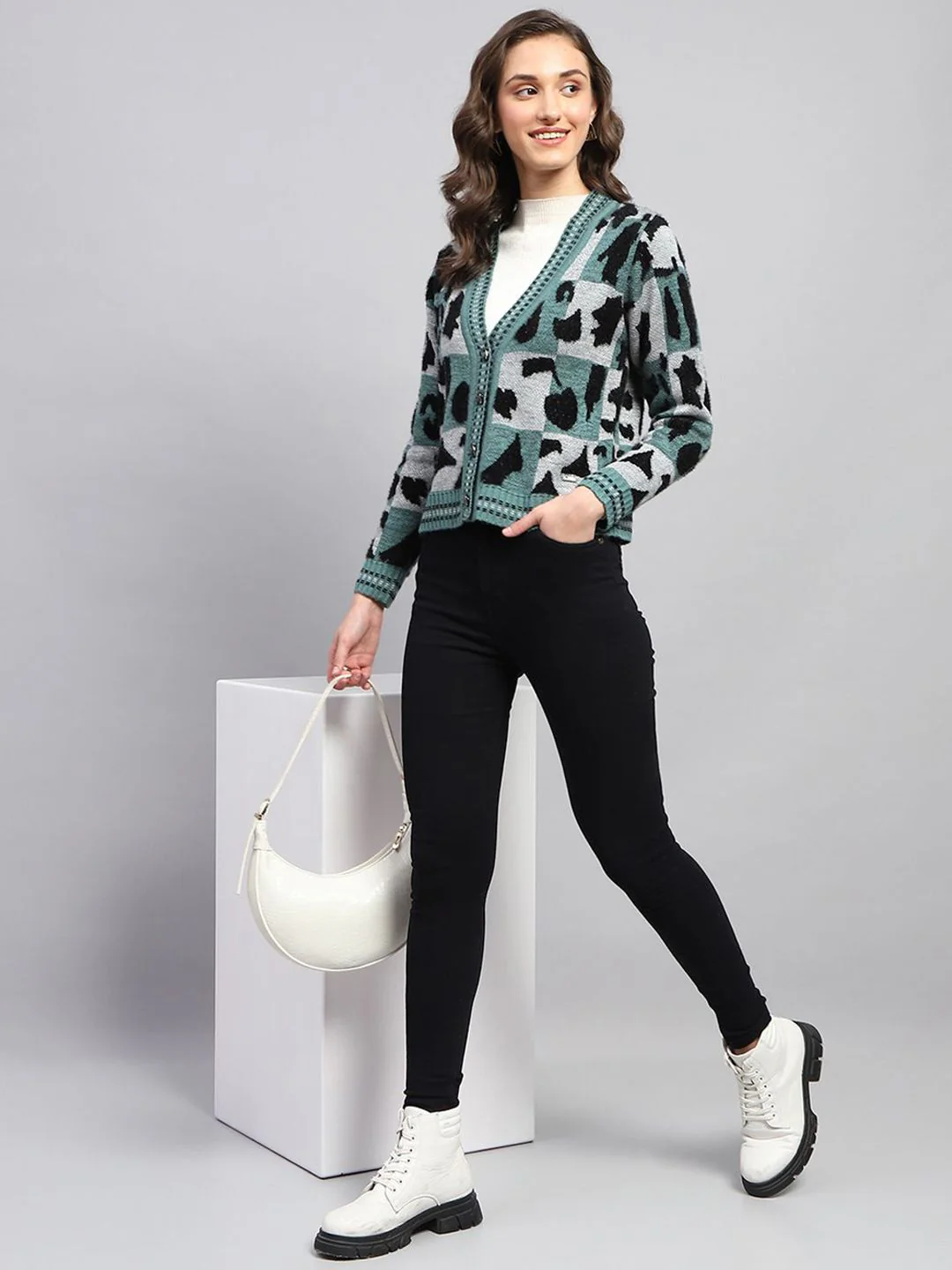 Monte Carlo Women Printed Woollen Longline Cardigan - Image 6