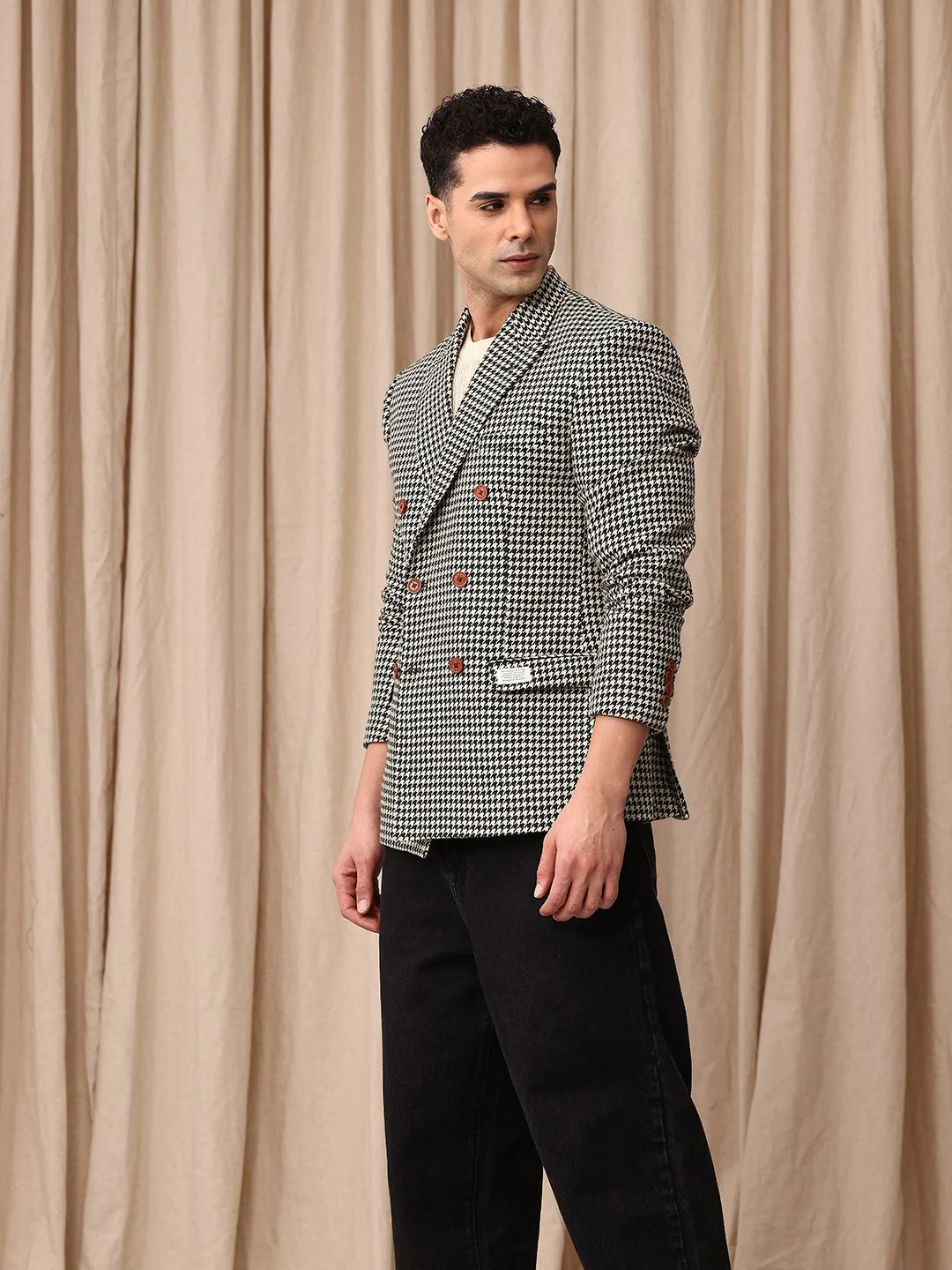 Mr Bowerbird Tailored Fit Self Design Peaked Lapel Double-Breasted Blazers - Image 3