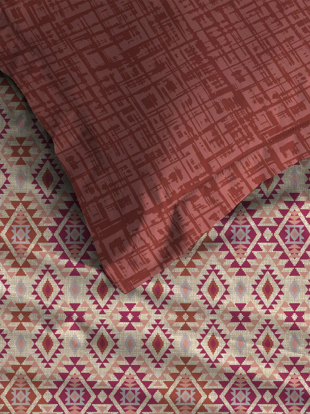 MYTRIDENT Aria Red Urban Comfort Flat 144TC Queen Cotton 1 Bedsheet with 2 Pillow Covers - Image 5