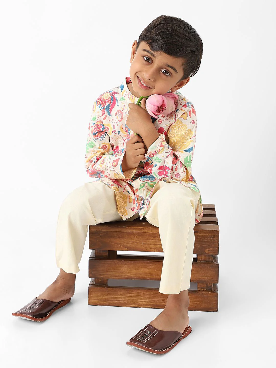Nauti Nati Boys Floral Printed Regular Pure Cotton Kurta with Pyjamas - Image 6