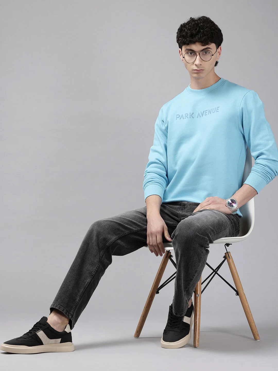 Park Avenue Brand Logo Print Sweatshirt - Image 4