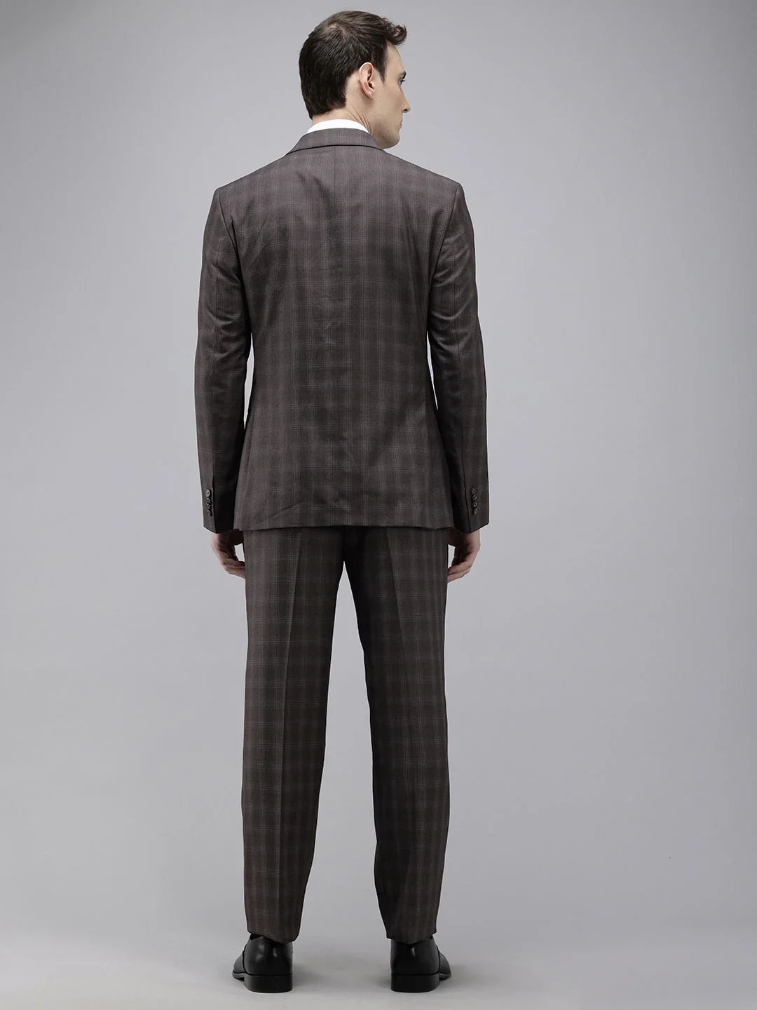 Park Avenue Checked Single Breasted Formal Blazer and Trouser - Image 4