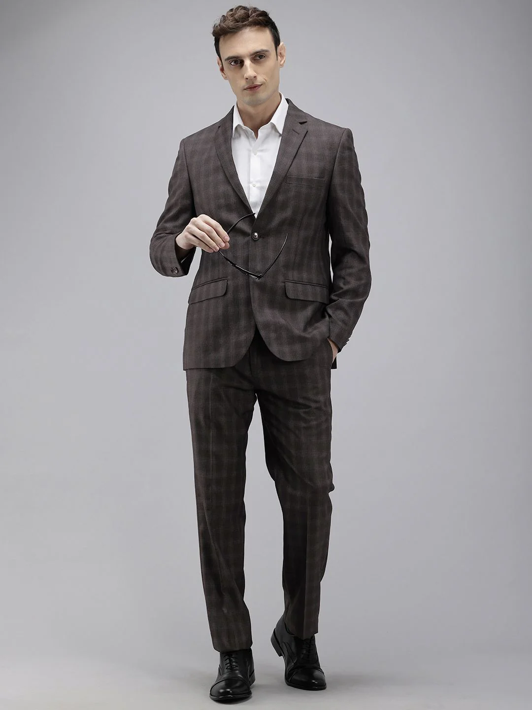 Park Avenue Checked Single Breasted Formal Blazer and Trouser - Image 6