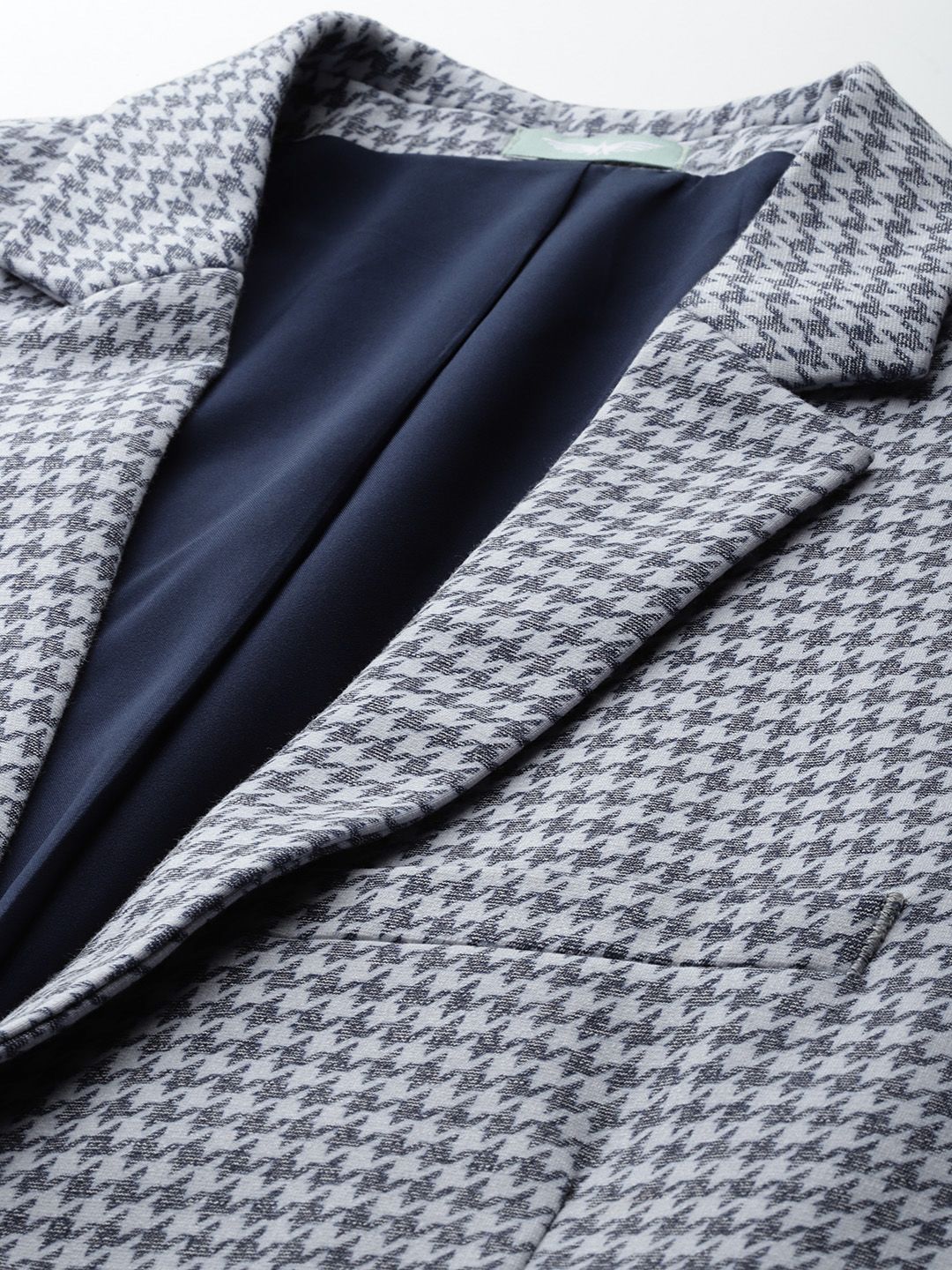 Park Avenue Geometric Printed Slim Fit Blazer - Image 2