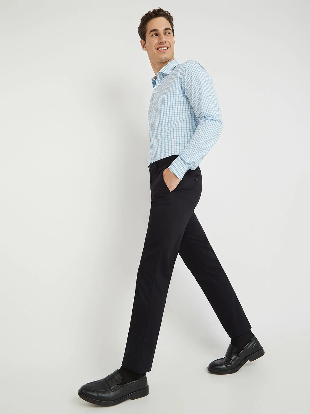Park Avenue Men Black Slim Fit Trousers - Image 4