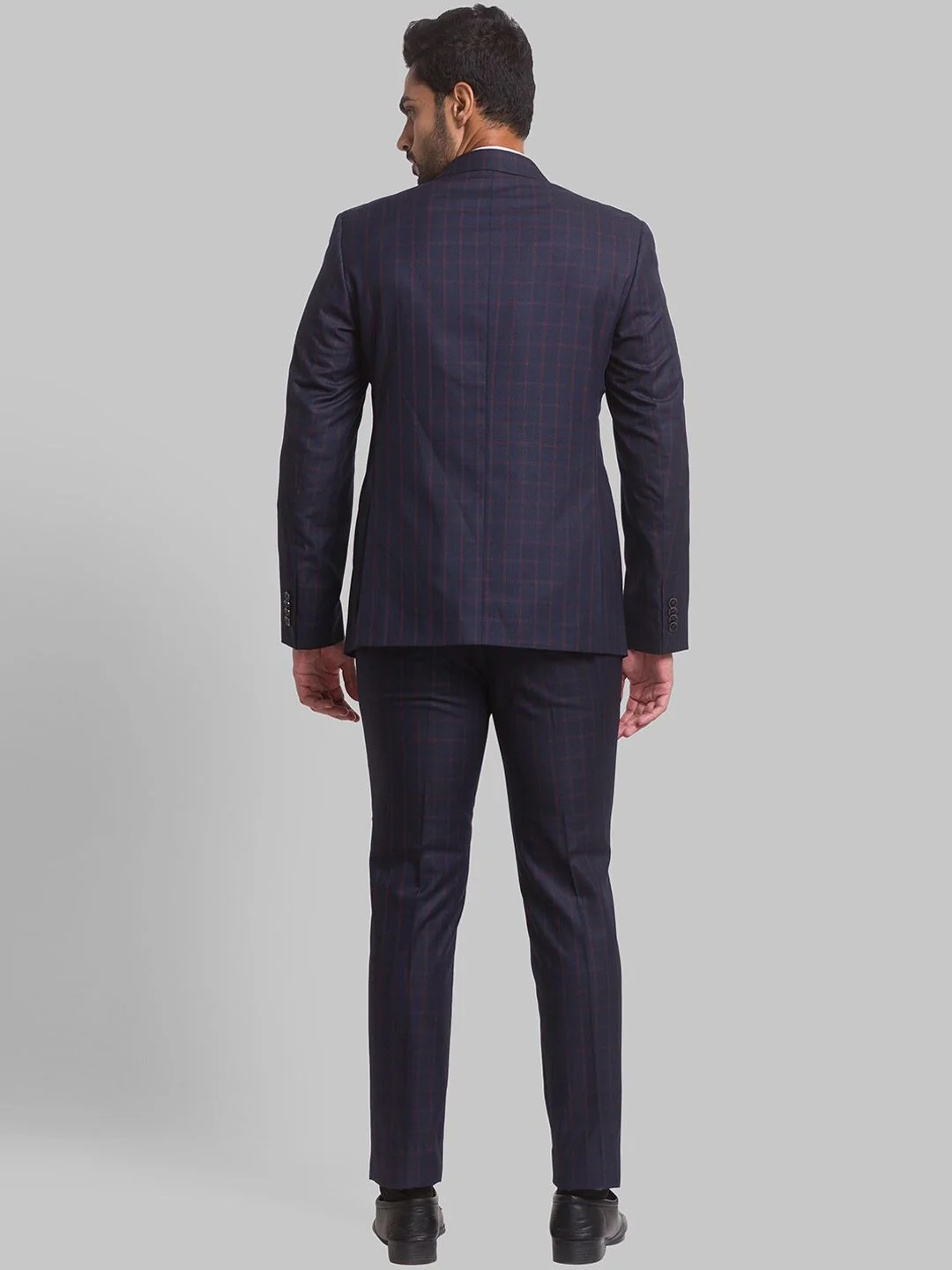 Park Avenue Men Checked Single Breasted Two Piece Formal Suit - Image 4