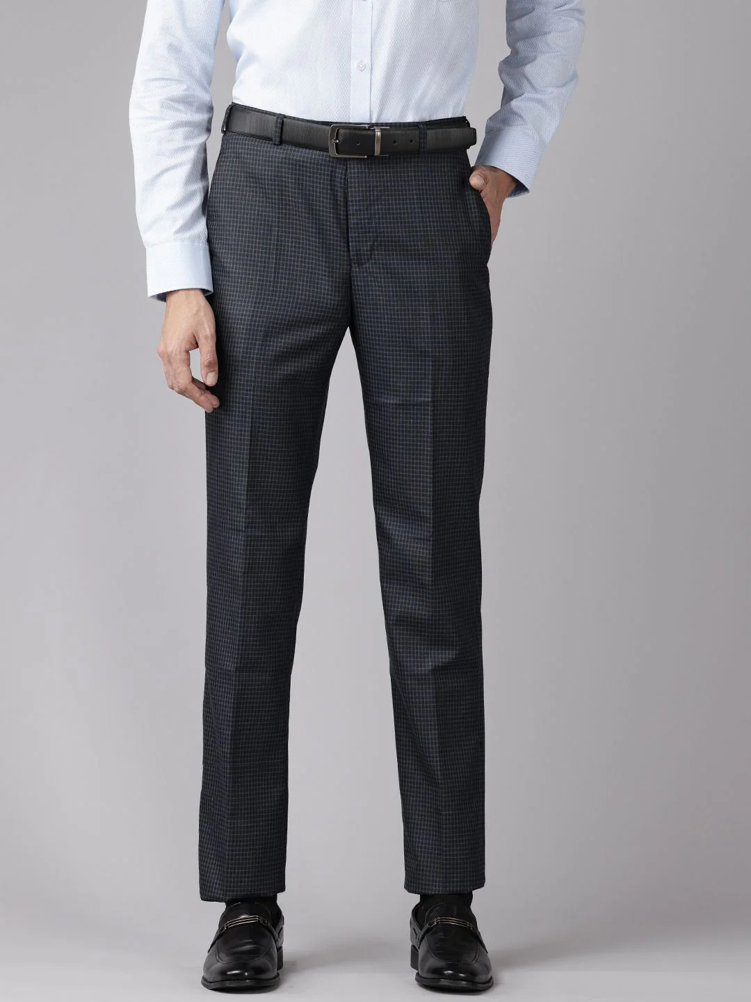 Park Avenue Men Checker Printed Formal Trousers