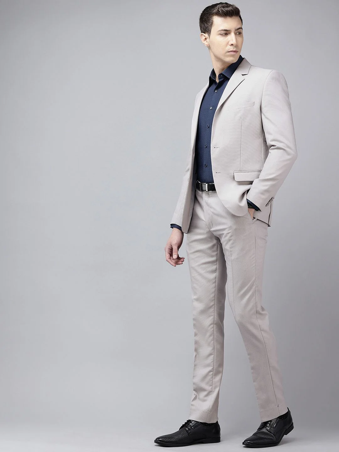 Park Avenue Men Self Design Textured Slim Fit Single-Breasted Two-Piece Party Suit - Image 6