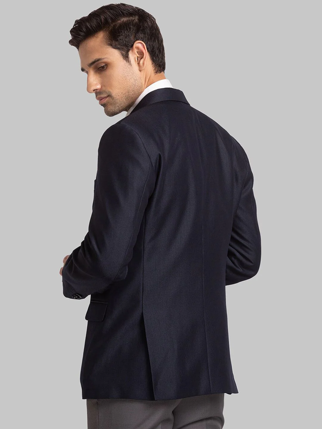 Park Avenue Men Single Breasted Two-Pieces Formal Suits - Image 4