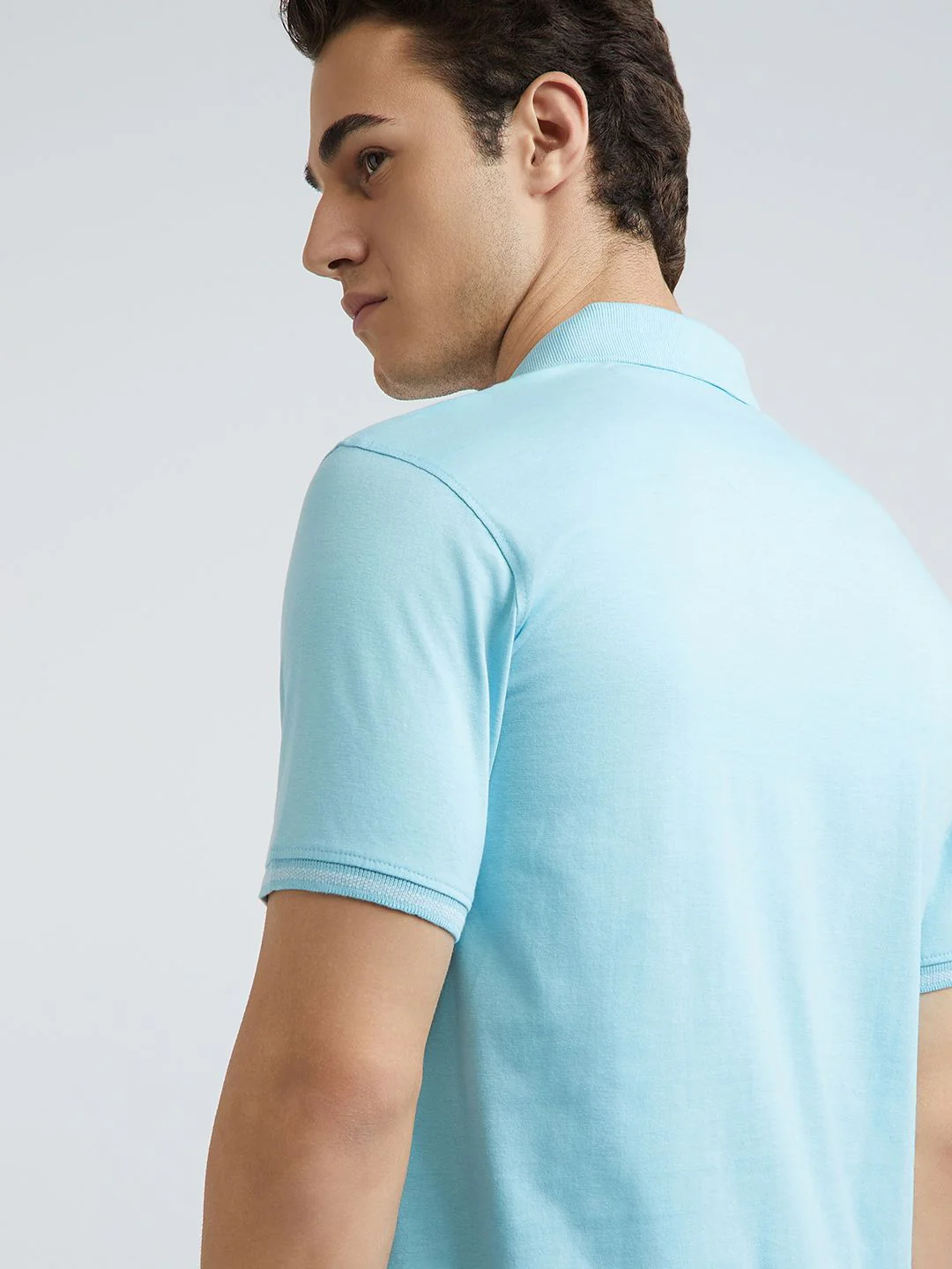 Park Avenue Men Solid Polo Collar Slim Fit T-shirt - Image 7