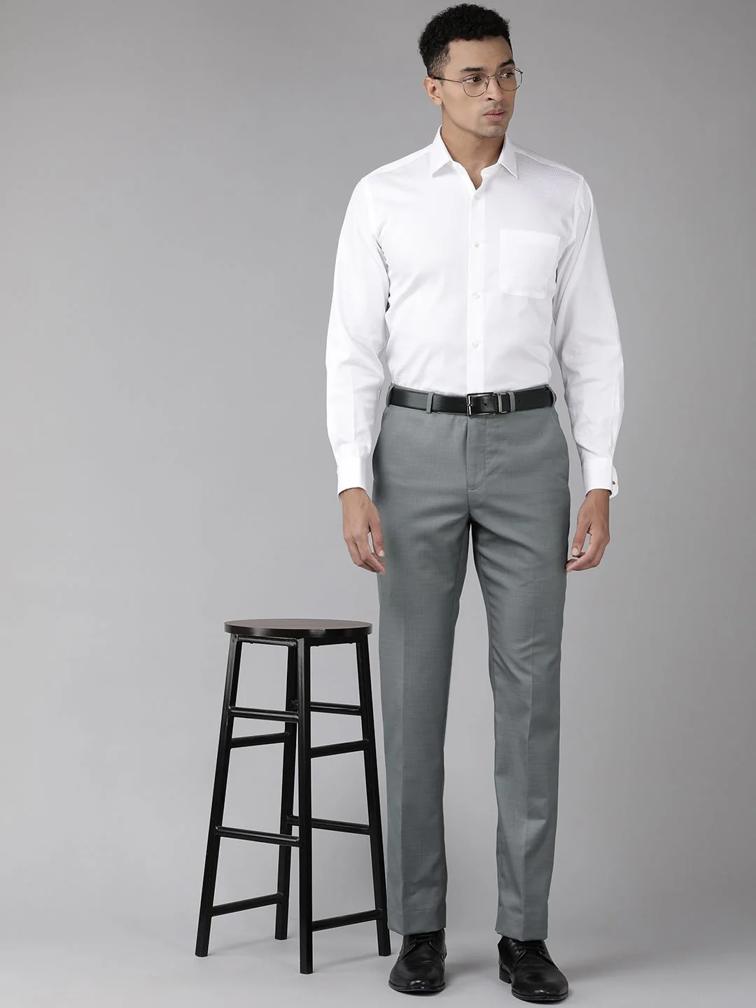 Park Avenue Men Textured Smart Regular Fit Formal Trousers - Image 5