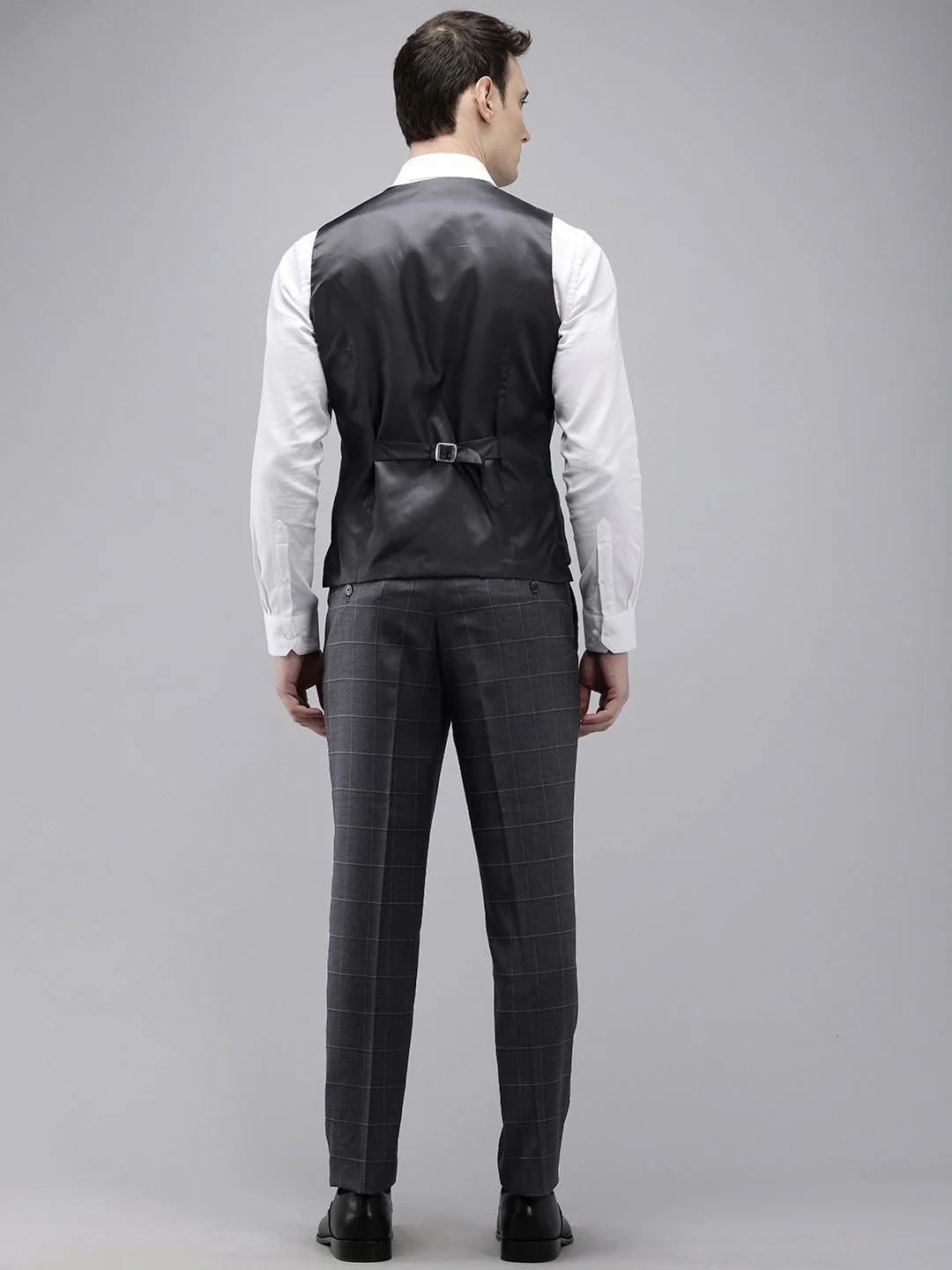 Park Avenue Neo Fit Single Breasted Formal 3-Piece Suit - Image 3