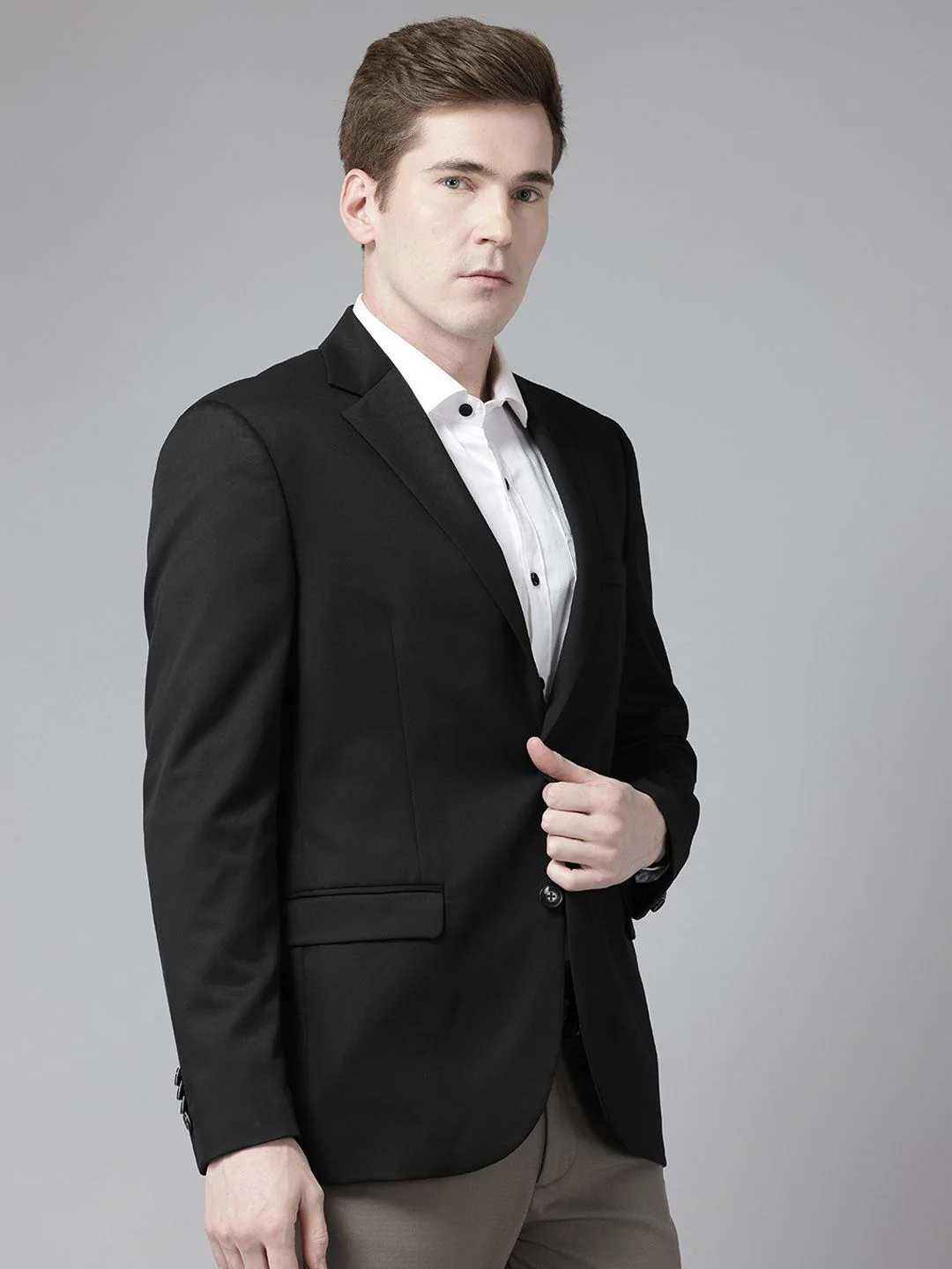 Park Avenue Single-Breasted Semiformal Blazer - Image 3