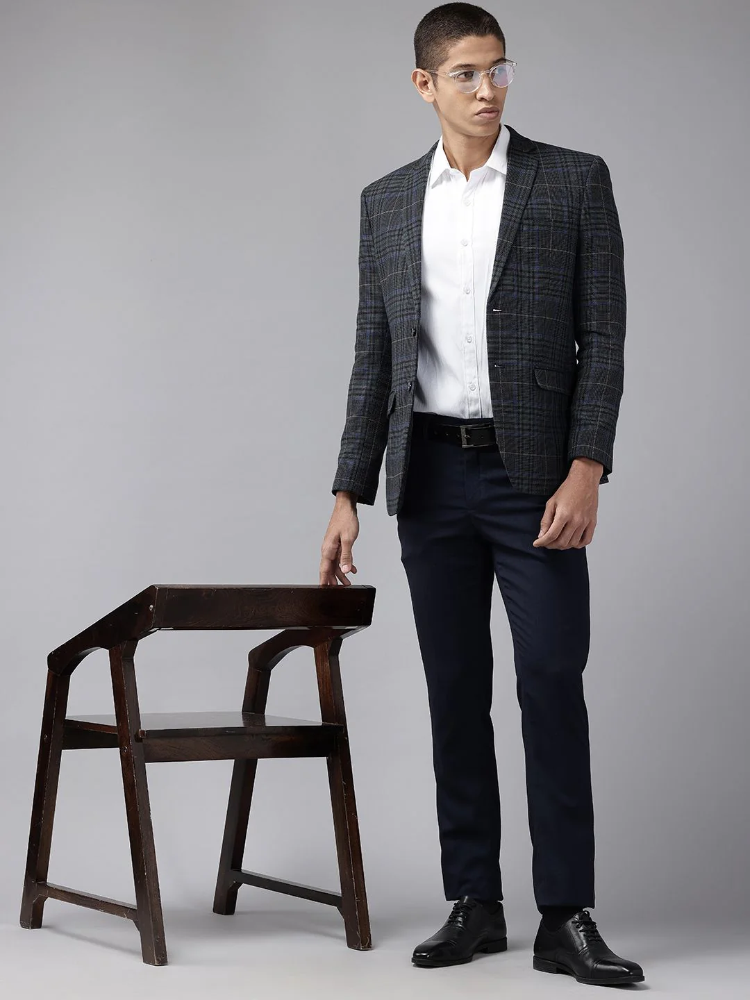Park Avenue Slim Fit Checked Single-Breasted Blazers - Image 4
