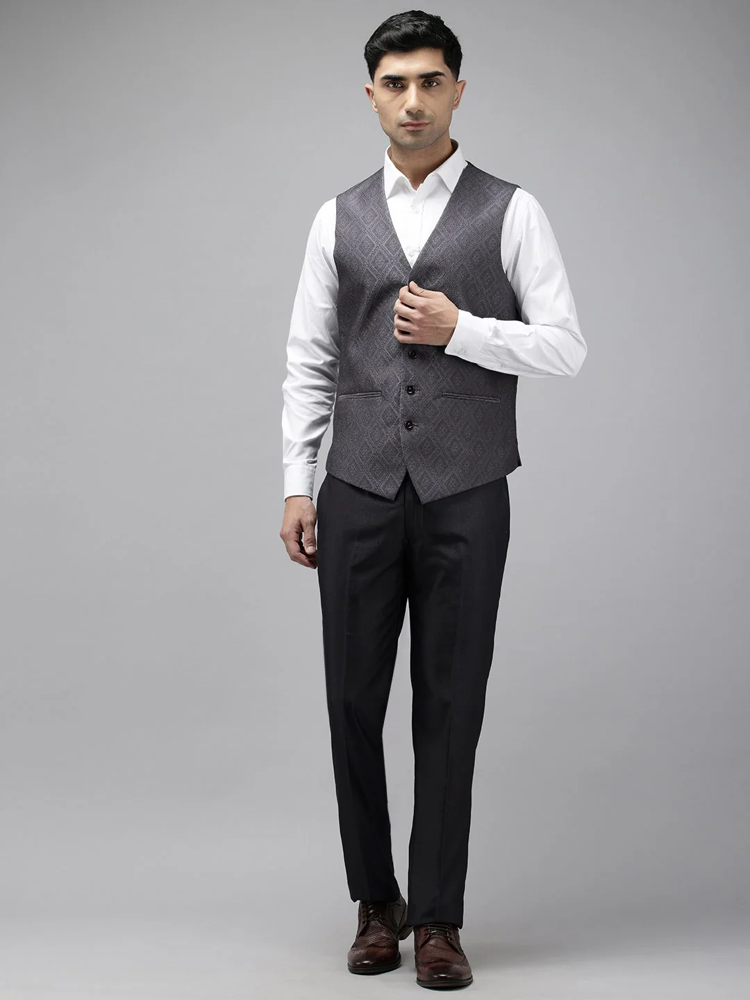 Park Avenue Super Slim Fit Notched Lapel Single-Breasted 3 Piece Suit - Image 2
