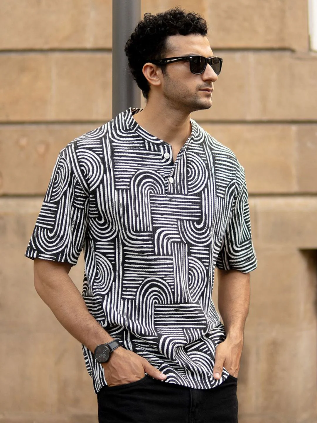 Powerlook Geometric Printed Henley Neck Drop-Shoulder Sleeves T-shirt