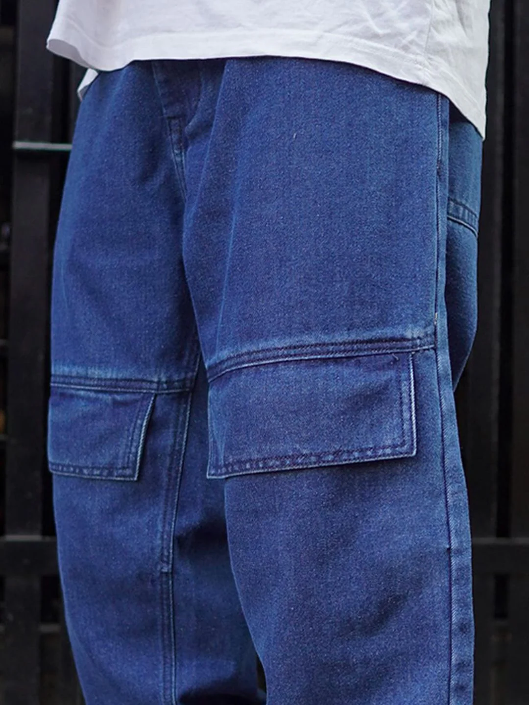 Powerlook Men Blue Boyfriend Fit Clean Look Cotton Cargo Jeans - Image 7