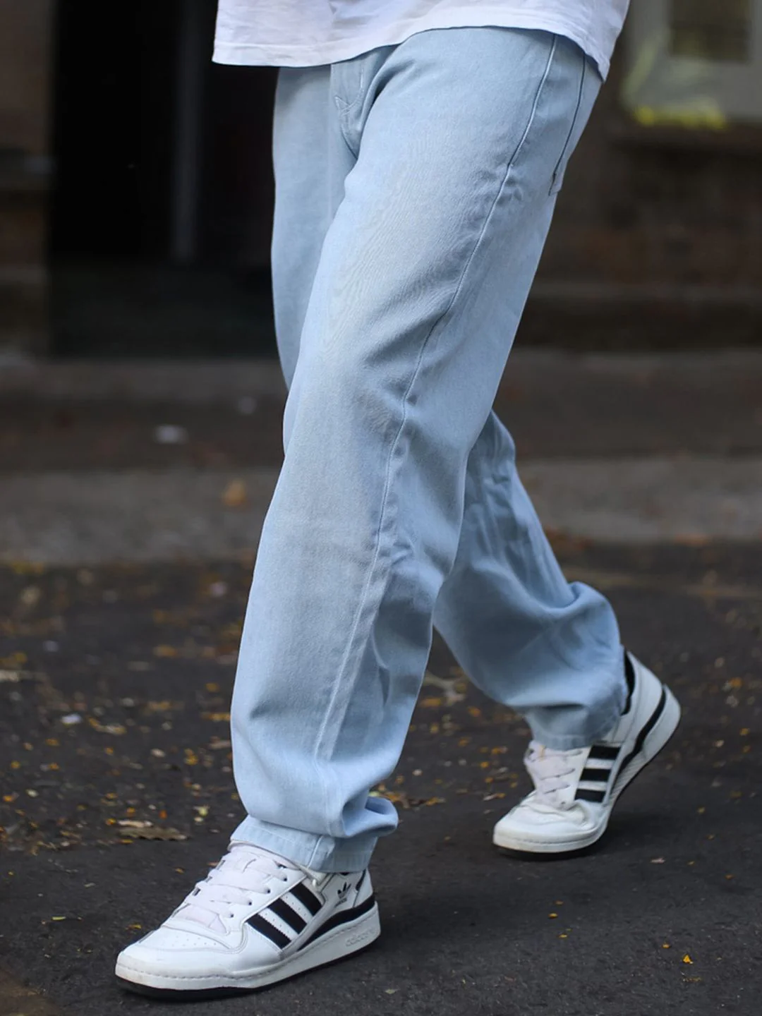 Powerlook Men Boyfriend Fit Clean Look Light Fade Cotton Jeans - Image 2