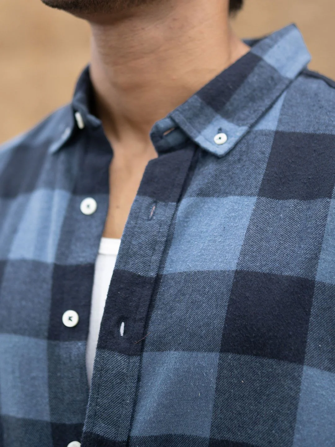 Powerlook Men Buffalo Checked Button-Down Collar Casual Shirt - Image 7