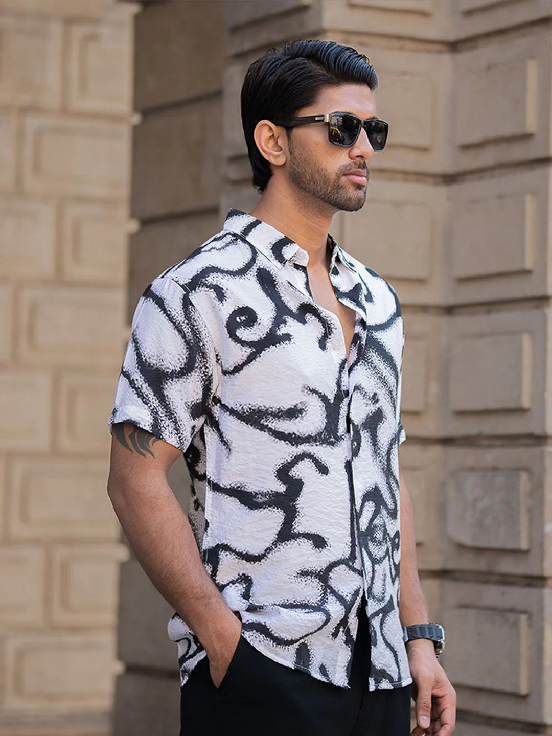 Powerlook Men Floral Opaque Printed Casual Shirt - Image 3