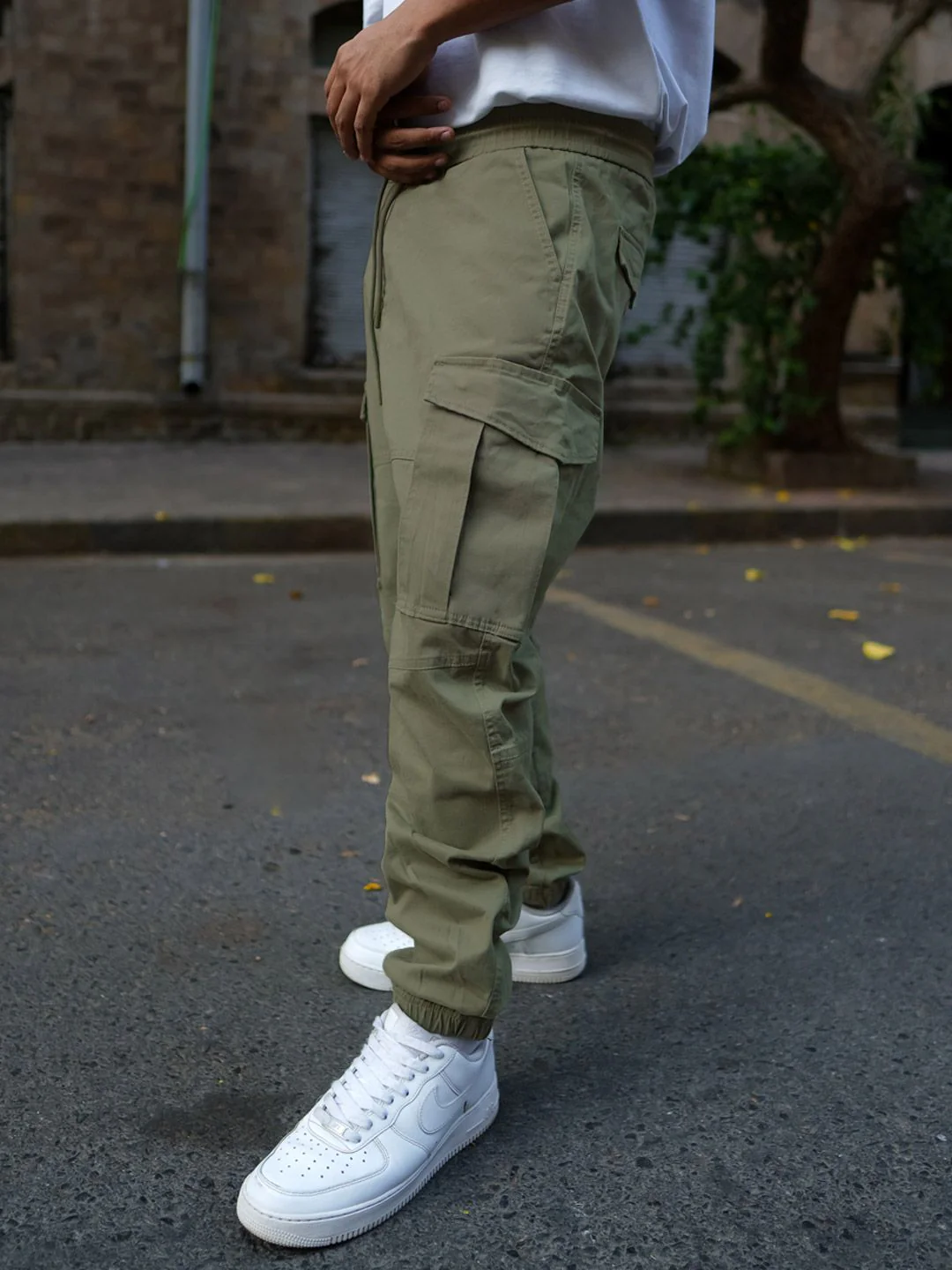 Powerlook Men Mid-Rise Regular Fit Cargos Trousers - Image 3