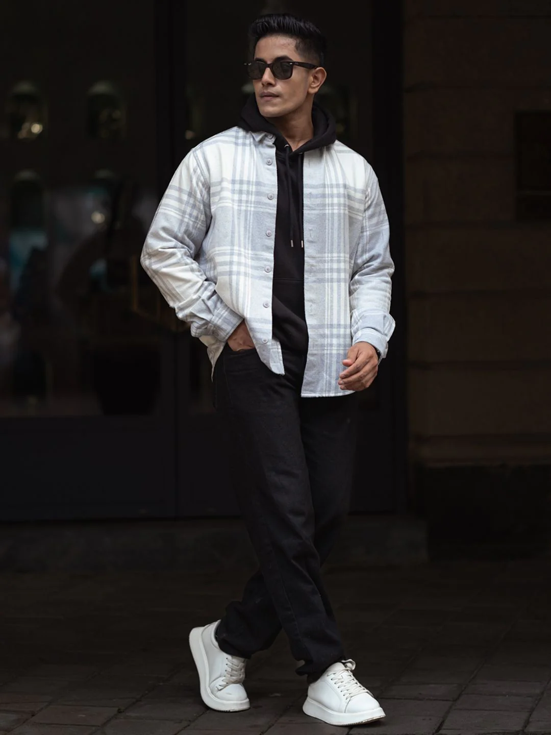 Powerlook Men Spread Collar Tartan Checked Cotton Casual Shirt - Image 4